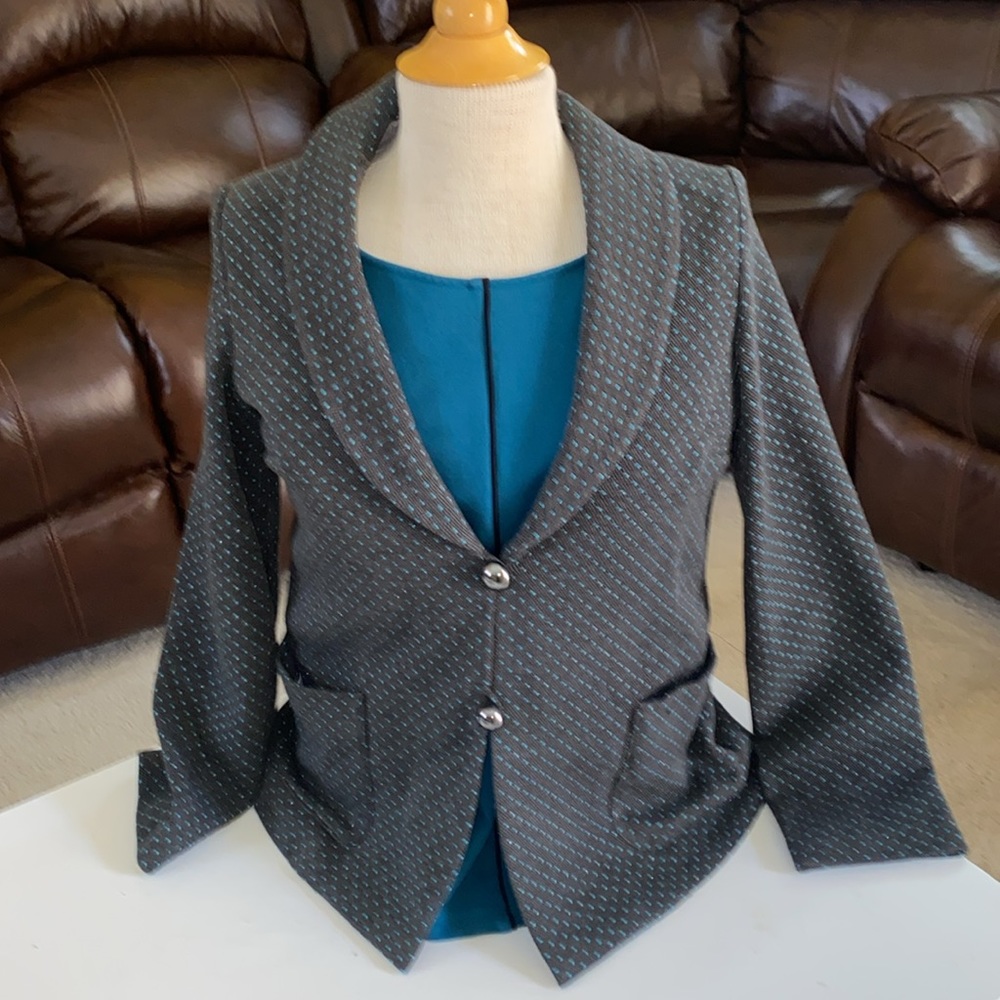 Wendy Harrison of Beverly Hills jacket‼️